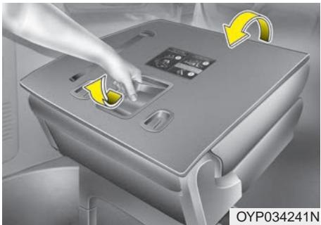 KIA Sedona YP (2014-2018) - Pour encastrer le siège arrière : - 1