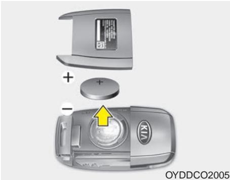 KIA Sedona YP (2014-2018) - Remplacement de la pile - 1