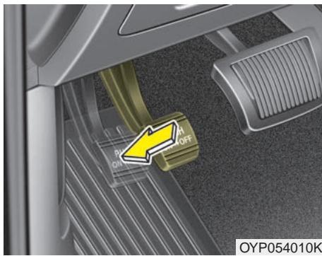 KIA Sedona YP (2014-2018) - MISE EN GARDE - 1