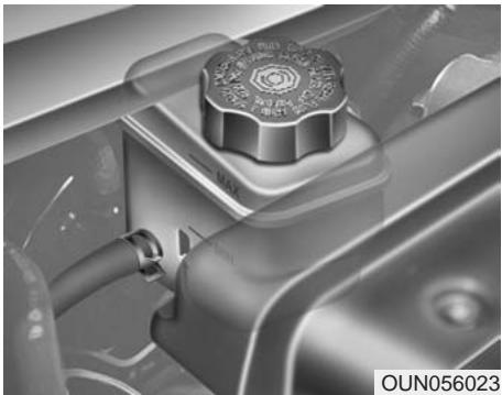 KIA Rondo UN (2006-2010) - LIQUIDE DE FREIN - 1