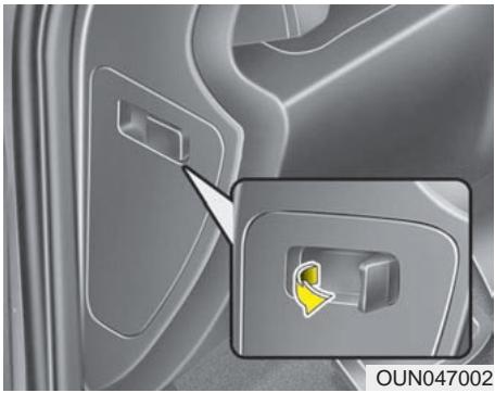 KIA Rondo UN (2006-2010) - MISE EN GARDE - 1