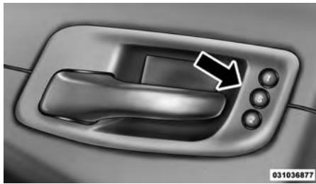 Chrysler 300 (2013) - NOTA : - 1