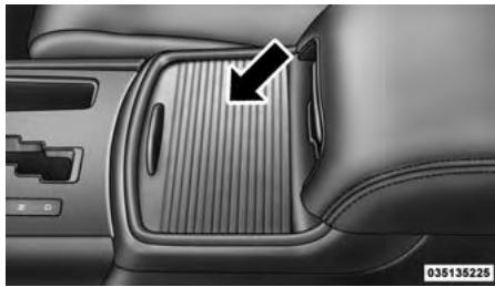 Chrysler 300 (2013) - PORTE-GOBELETS - 1