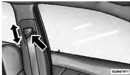 Chrysler 300 (2013) - Ancrage supérieur de baudrier régable - 1