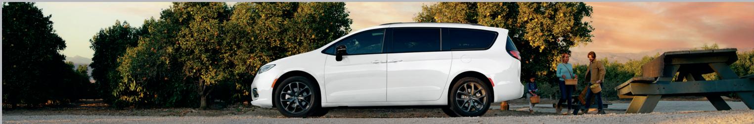 Chrysler Pacifica (2025) - V - 1