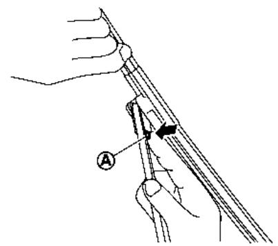 NISSAN Armada (2018) - Lorsqu'un gicleur du lave-glace est bouché - 1