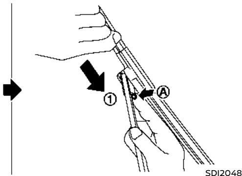 NISSAN Armada (2018) - Lorsqu'un gicleur du lave-glace est bouché - 2