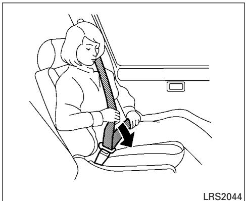 NISSAN NV 200 COMPACT CARGO (2017) - Bouclage des ceintures de sécurité - 2
