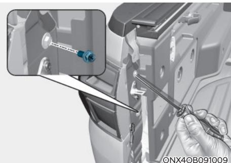 HYUNDAI Santa Cruz (2021) - Remplacement de la lampe combinée arrière - 2