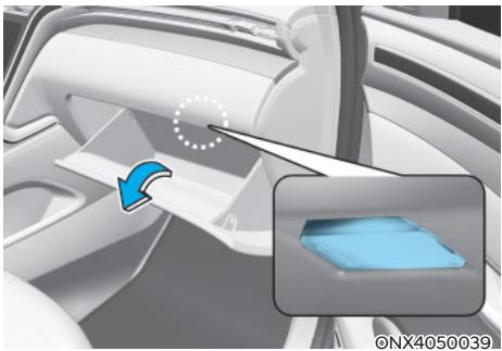 HYUNDAI Santa Cruz (2021) - Coupure automatique (« AUTO ») de l'éclairage intérieur - 5
