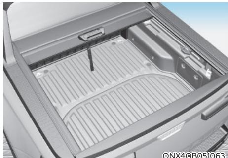 HYUNDAI Santa Cruz (2021) - Ouvrez complètement le couvre- caisse - 2
