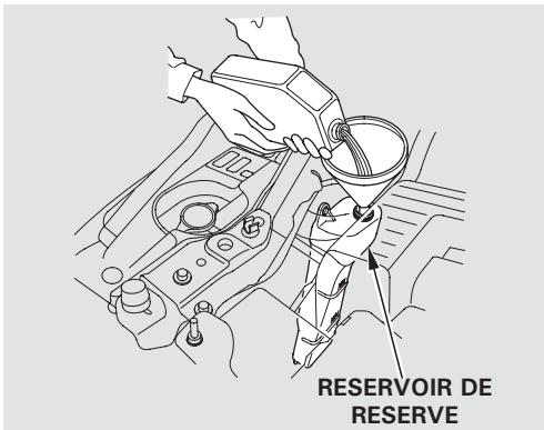 Honda Jazz 2 (2007-2014) - Ajout de liquide de refroidissement moteur - 1