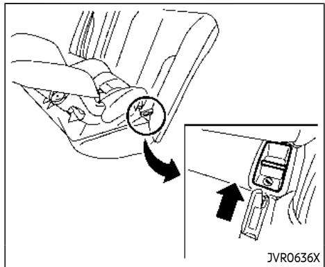 INFINITI QX80 (2022) - INSTALLATION D'UN DISPOSITIF DE RETENUE POUR ENFANT DOS À LA ROUTE À L'AIDE DU SYSTÈME LATCH - 2