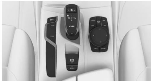 BMW M5 F90 (2017-2023) - Touché dans le véhicule - 1