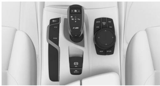 BMW M5 F90 (2017-2023) - Touches dans le véhicule - 1