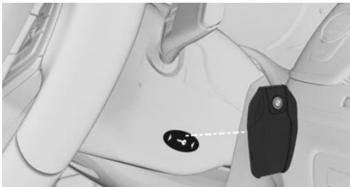 BMW M5 F90 (2017-2023) - Actionner l'état de marche avec la reconnaissance de secours de la clé écran BMW - 1