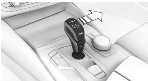 BMW M5 F90 (2017-2023) - Activation du mode drive - 1