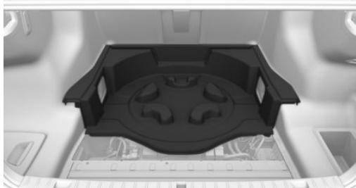 BMW M5 F90 (2017-2023) - Retirer la roue de secours et les rangements - 4