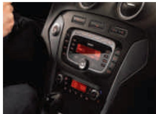 FORD Mondeo 3 (2010-2014) - Vitres laterales avec moulures chromées - 2