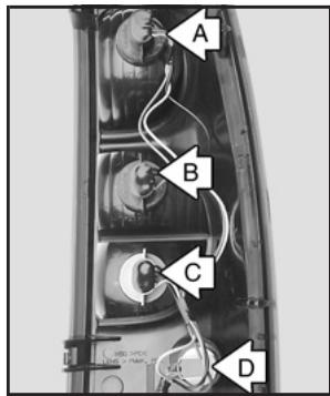 CHEVROLET Silverado (2006) - Feux arrêt, clignotants, feu d'arrêt et feu des recul - 3