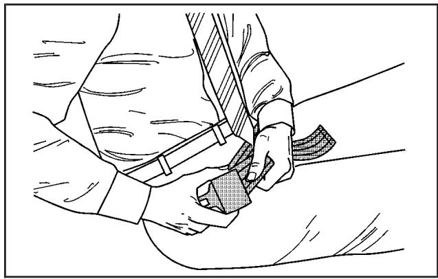 CHEVROLET Silverado (2006) - Position du passager - avant centre ceinture ventrale - 1