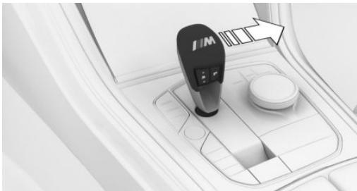 BMW M3 (2023) - Activation du mode Drive - 1