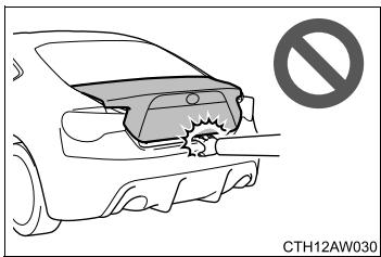 SUBARU BRZ (2016) - ■Utilisation du coffre - 2