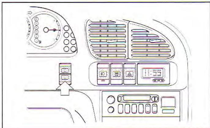 KIA Spectra (2000-2004) - Lave-glace/essuie-glace de lunette arrriere (Hatchback 5 portes) - 1