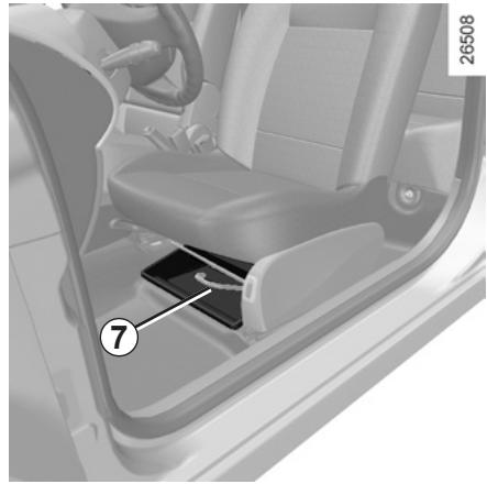 RENAULT Twingo 2 2008 - RANGEMENTS, AMÉNAGEMENTS HABITACLE (2/4) - 3