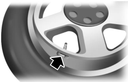 FORD Focus US 3 Phase 1 (2011-2014) - Changement d'un pneu muni du système de surveillance de la pression des pneus - 1