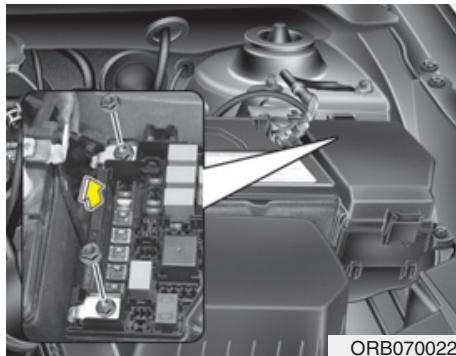 HYUNDAI Accent (2010-2018) - ATTENTION - 1