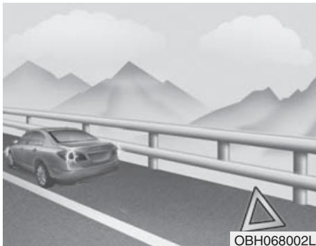 HYUNDAI Accent (2010-2018) - Retrait et rangement de la roue de secours - 1
