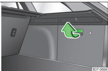 SKODA Superb 2 (2013-2015) - Trousse de secours et triangle de présignalisation - 2