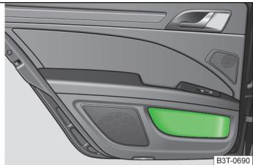 SKODA Superb 2 (2013-2015) - Vide-poches dans les portes - 2