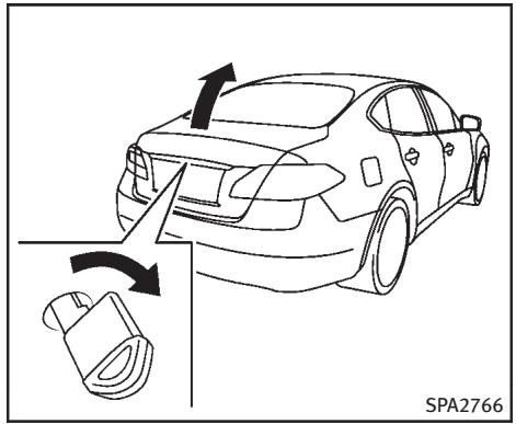 INFINITI Q70 (2014) - BOUTON TRUNK - 1