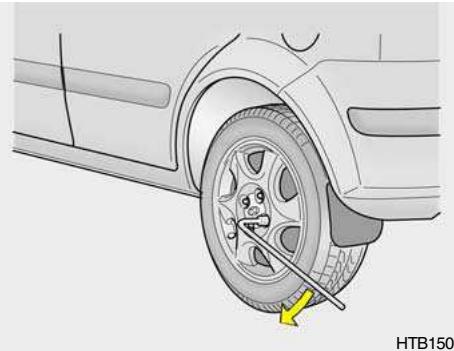 HYUNDAI Getz Phase 2 (2005-2009) - Abaisser du vehicule et serrer des boulons - 1