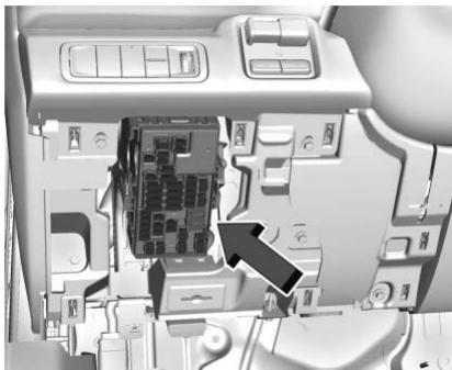 GMC Sierra EV (2026) - Pour accéder aux fusibles - 1