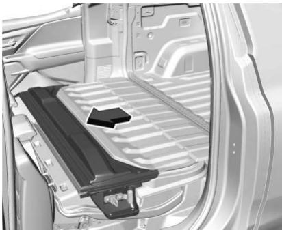 GMC Sierra Denali EV (2026) - Vitre rangée dans le hayon central, cabine entiement ouverte - 2