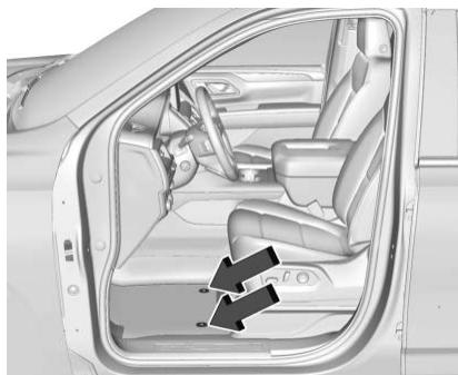 CHEVROLET Suburban (2025) - Dépose et remplacement des tapis de sol - 1