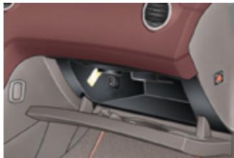 PEUGEOT 308 CC Phase 2 (2011-2015) - Utiliser l'entrée auxiliaire (AUX) - 4