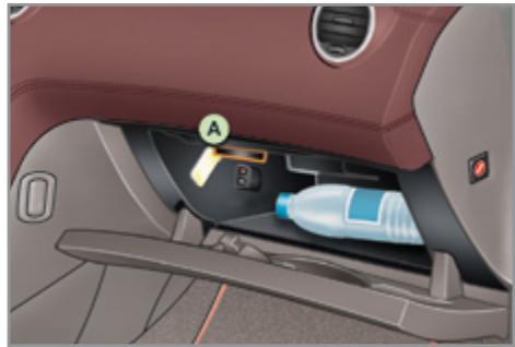 PEUGEOT 308 CC Phase 2 (2011-2015) - BOITE À GANTS VERROUILLABLE ET REFRIGERABLE - 1