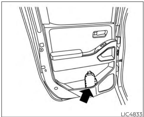 NISSAN Frontier (2022) - SUPPORT À ÉCHÉLLES (selon l'équipement) - 2