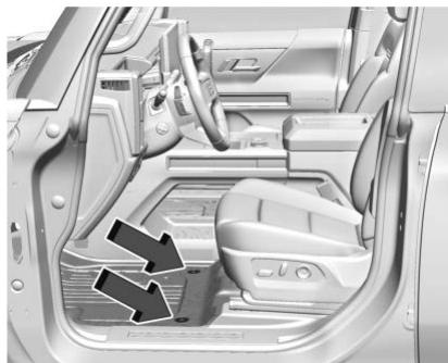 GMC Hummer EV (2024) - Dépose et remplacement des tapis de sol - 1