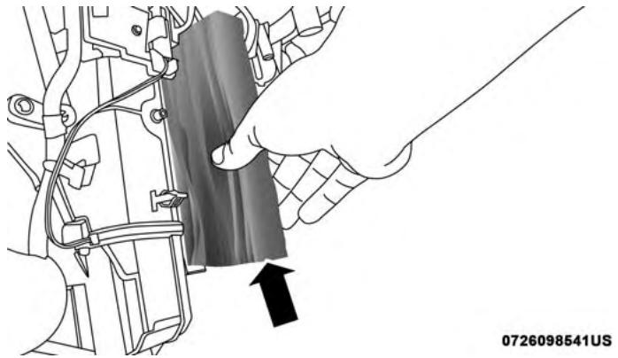 JEEP Cherokee Phase 1 (2013-2018) - Emplacement du couvercle du filtré à air - 1