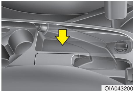 HYUNDAI i10 2 Phase 1 (2013-2016) - A VERTISSEMENT - Matieres inflammables - 1