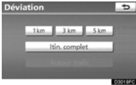 TOYOTA Highlander (2012) - Effleurez la touche "Déviation". - 1