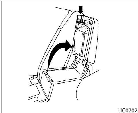 NISSAN Pathfinder 2017 - Partie supérieure - 1