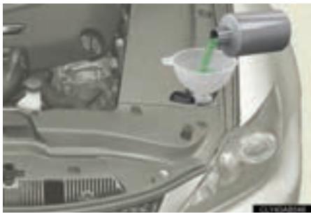 LEXUS IS XE20 Phase 2 (2010-2013) - Liquide de lave-glace - 1