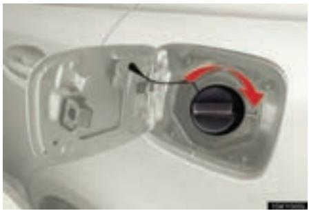 LEXUS IS XE20 Phase 2 (2010-2013) - Fermeture du bouchon du réservoir de carburant - 1