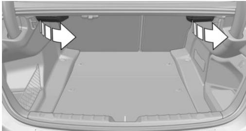 BMW M4 COUPÉ (2017-2020) - Rabattre le dossier du siège arrière depuis le compartiment à bagages - 1